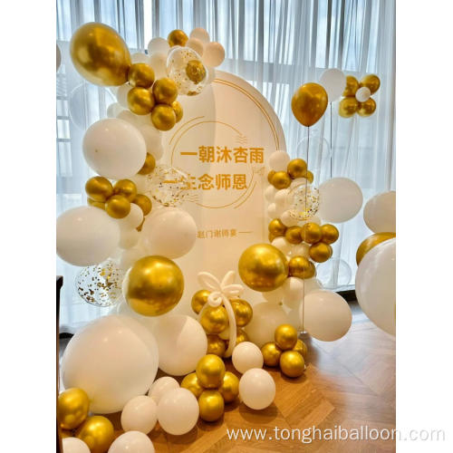 Teacher's Day scene arrangement with decorative balloons